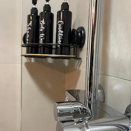 酒店 Vibe Comfort 地拉那